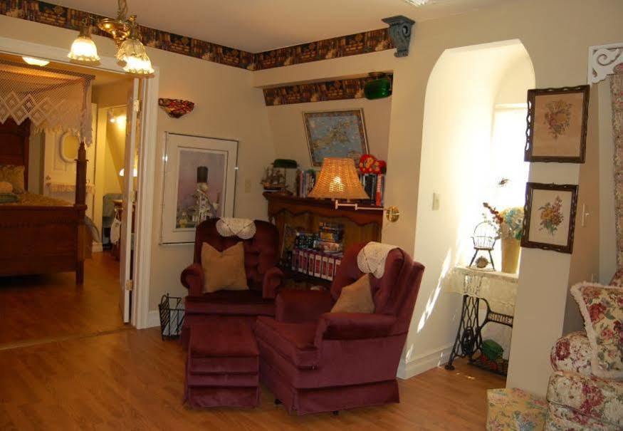 A Walk In The Woods Bed And Breakfast Southold Exterior foto