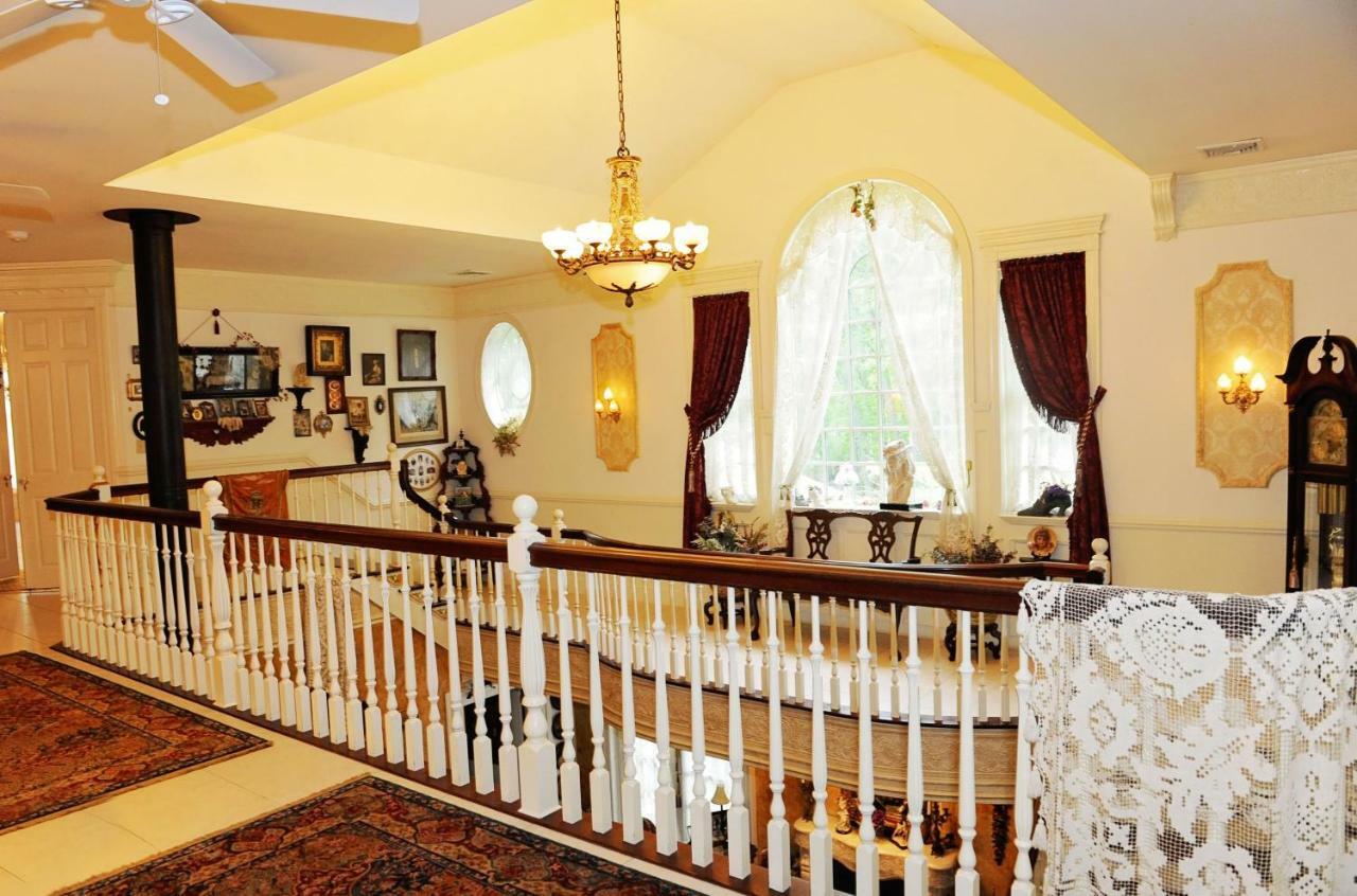A Walk In The Woods Bed And Breakfast Southold Exterior foto